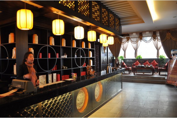 探索成都夜养生之道：轻松休闲，活力满满(夜成都养生spa怎么样)